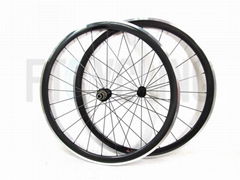 700C Alloy + Carbon 24mm Wheelset