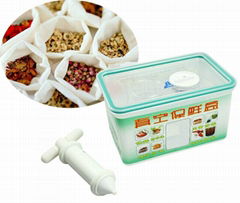 2L 2.5 mm thickness of  vacuum  food  container with  an  air  pump