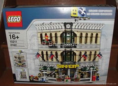 Lego Creator Grand Emporium 10211