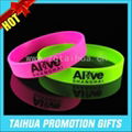 Custom cheap silicone wristband with printed logo