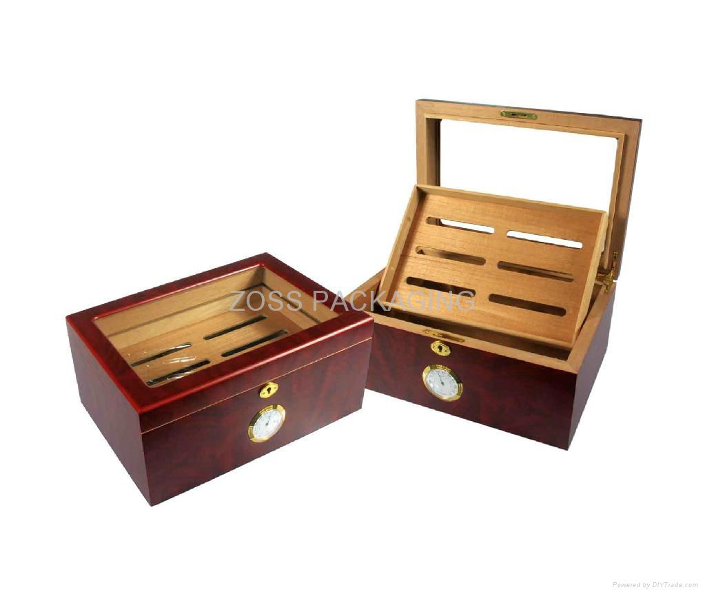 Wooden Cigar Humidor with Humidity Meter