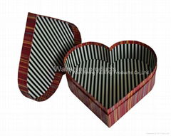 Heart shaped paper gift box