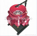 Wheel hub vibration grinding machine