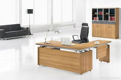 JD0518—EXECUTIVE DESK