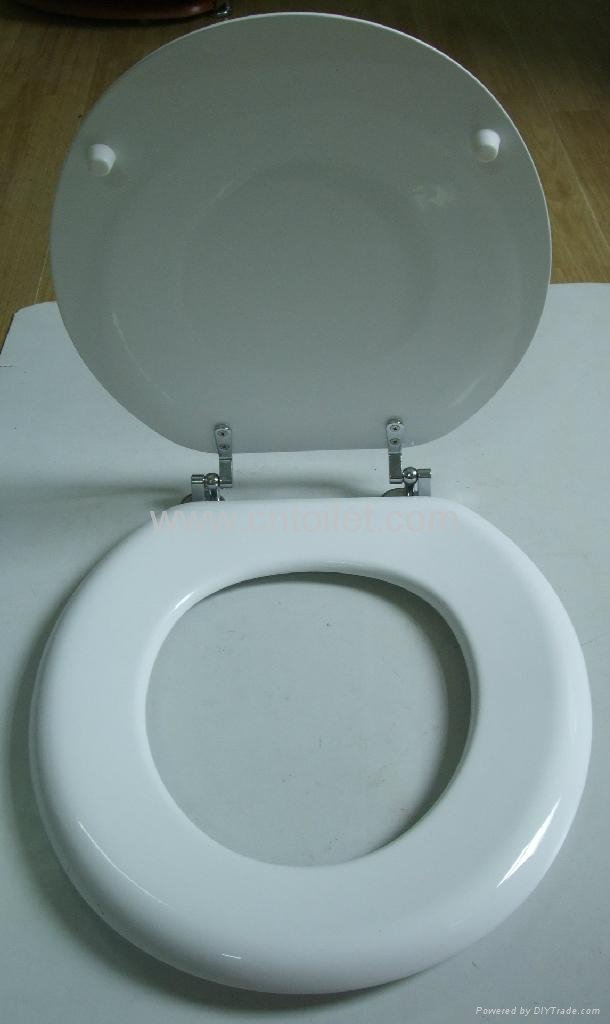 Urea moulding toilet seat cover 4
