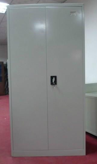 swing door cupboard 2