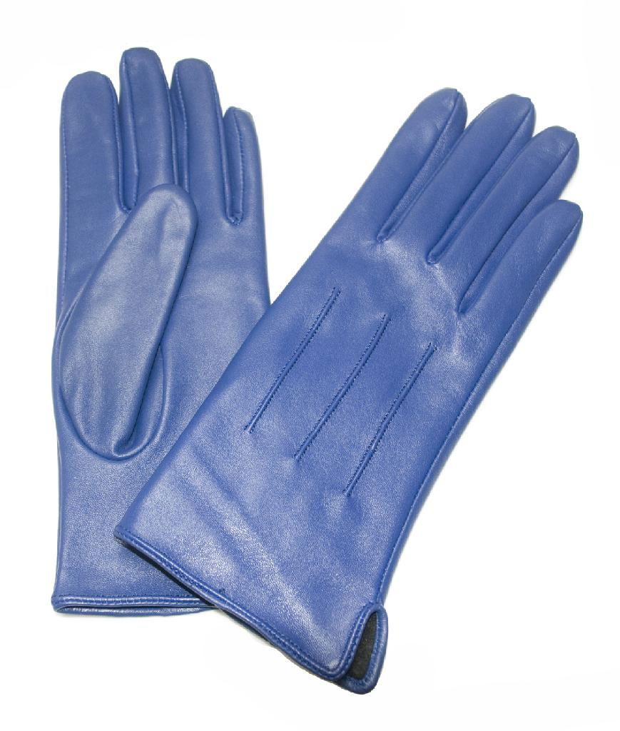 Soft Leather Glove with Side Vent