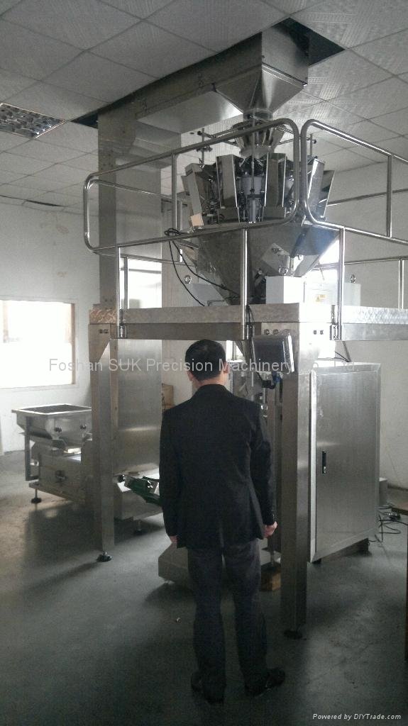 automatic potato chips packing machine/banana chips/snack packing machinery  5