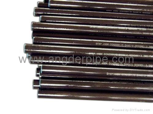 Carbon Steel Seamless Pipes 4