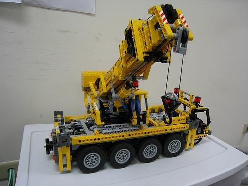 Lego Technic 8421 Mobile Crane Sealed (Spain Trading Company) - Model Toys  - Toys Products - DIYTrade China manufacturers suppliers