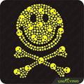 Smily skull crossbonn iron on rhinestone