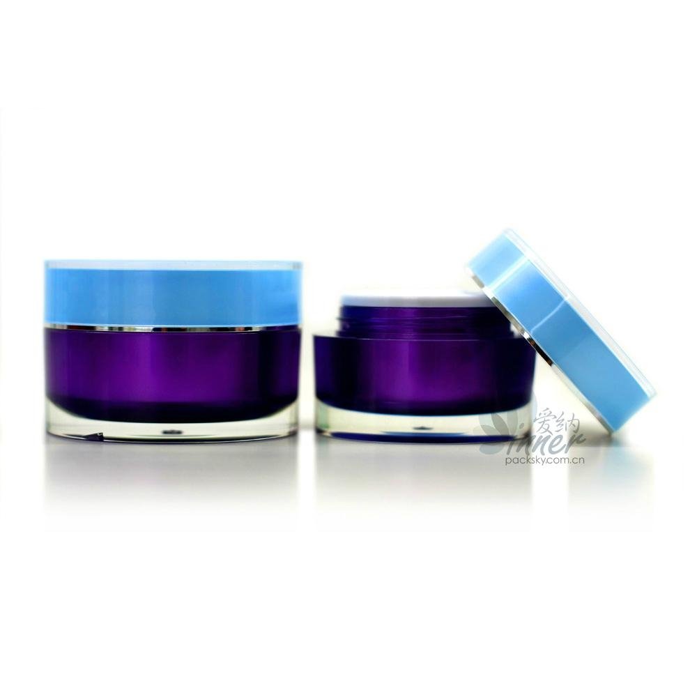 Acrylic cylindrical cream jar for skin care 2