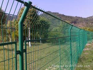 frame wire mesh fence 