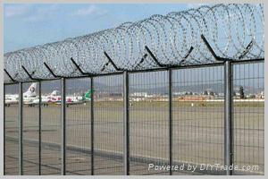 airport fence  3