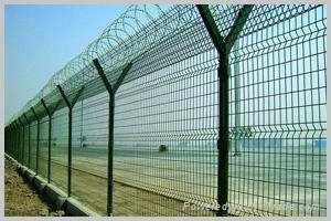airport fence  4