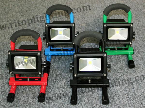 10W Rechargeable Portable LED Flood Light 2