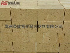 High alumina brick