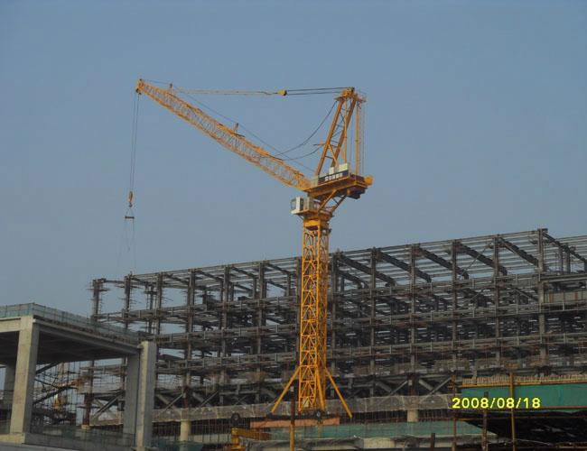  CE Certificated Luffing Jib Crane L160 2