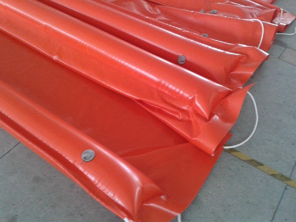Inflatable PVC Boom 3