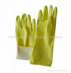 Latex household gloves