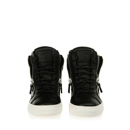 wholesle GZ sneakers shoes on sale 2
