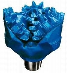 API IADC 137 Steel Tooth Roller Cone Bits