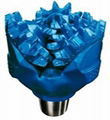 API tricone drill bit