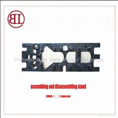 disassembling tool