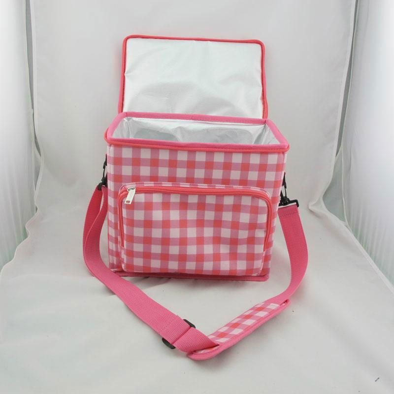 Durable Deluxe Insulated Lunch Cooler Bag (Many Colors and Size Available)  2