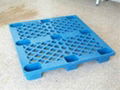 plastic pallet