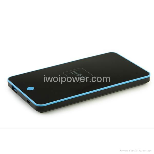 QI standard wireless power bank