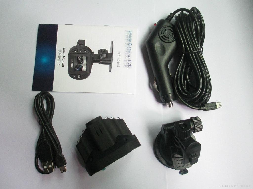 1080p 25fps mini size car camera 12 IR lights  4