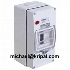 Waterproof circuit breaker box