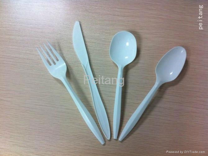 Plastic Cutlery Set 2