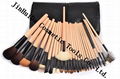 Professional makeup brush set