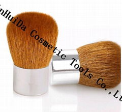 Kabuki brush