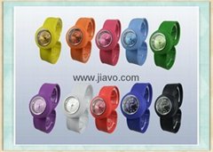Cheap wholesale large stock silicone slap watch