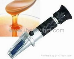 Hand-Held Refractometer - Honey Tester