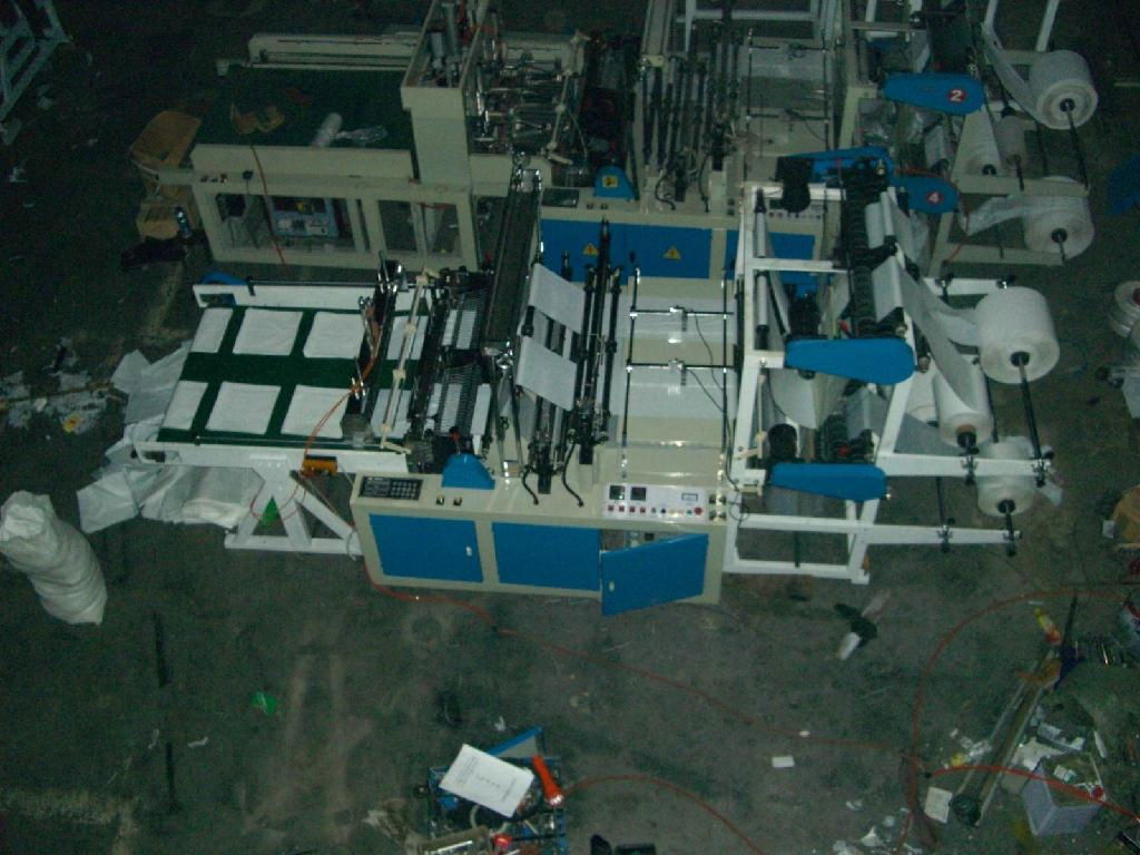 Automatic Four-Line Bottom Sealing Bag -Making Machine 4