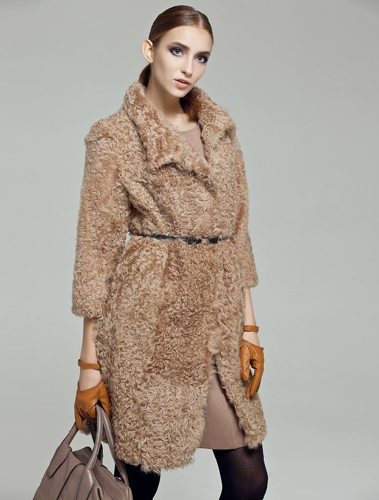 Fashion Sheep fur coat