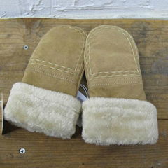 witter sheep fur gloves