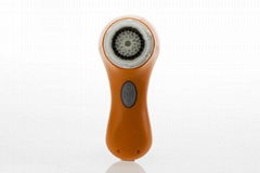 Sonic cleansing brush