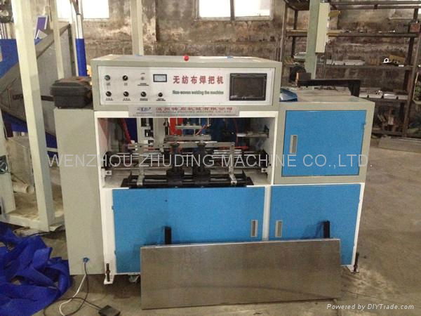 non woven fabric handle bag making machine 3