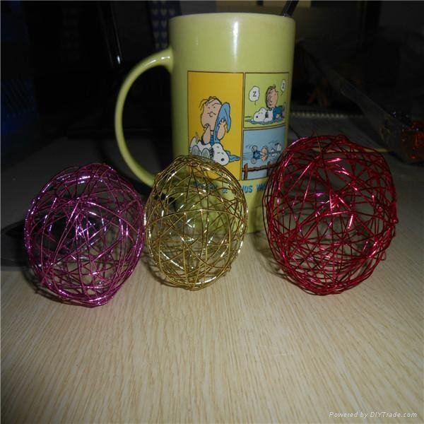 colored metal wire ball  2