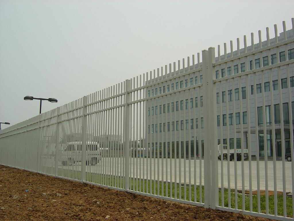 steel wall fence 2