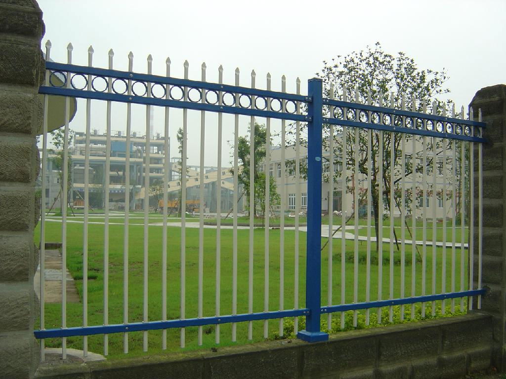 steel wall fence 4
