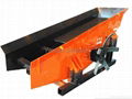 Vibrating feeder for material transfer 1