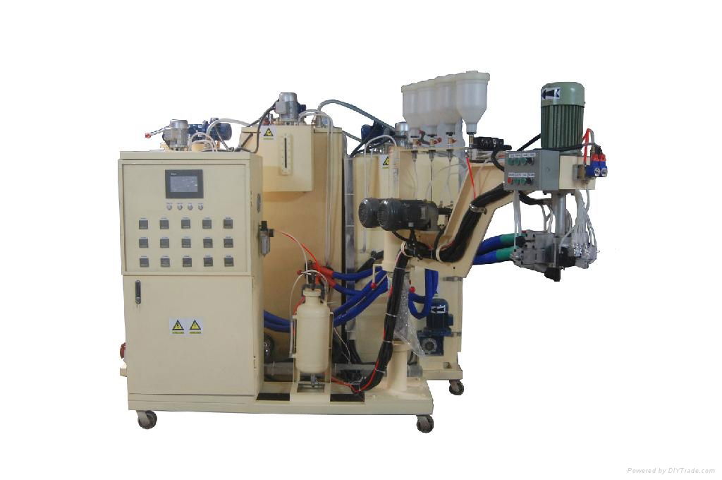 Elastomer Injecting Machine