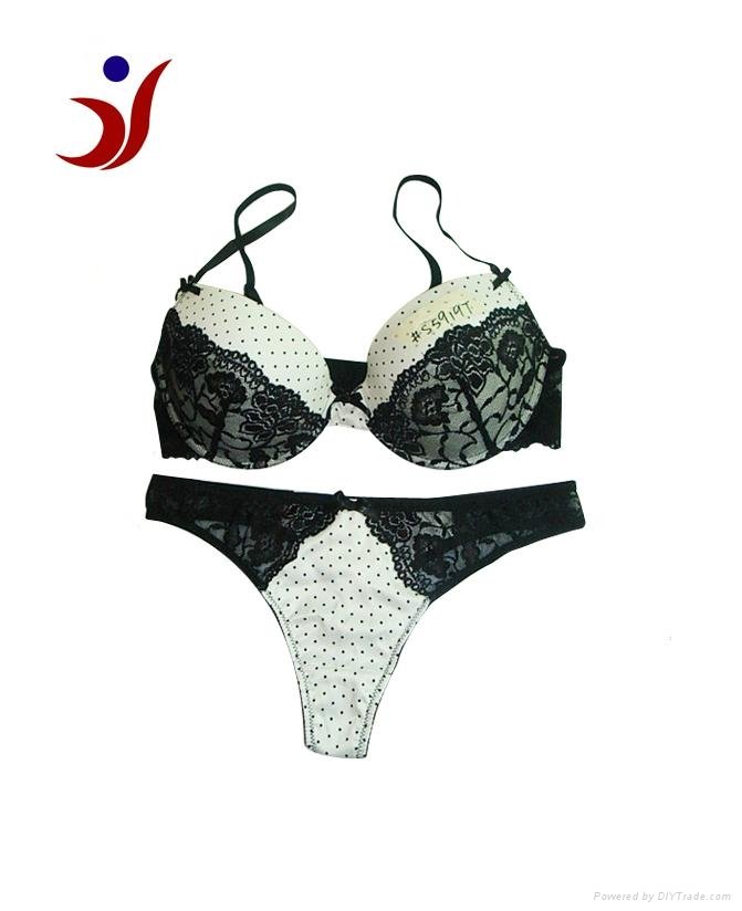 2013 Hot Sexy Bra and Panty set with Black Lace