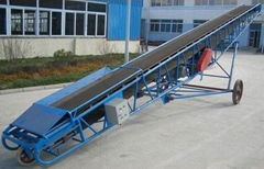 Adjustable fertilizer belt conveyors